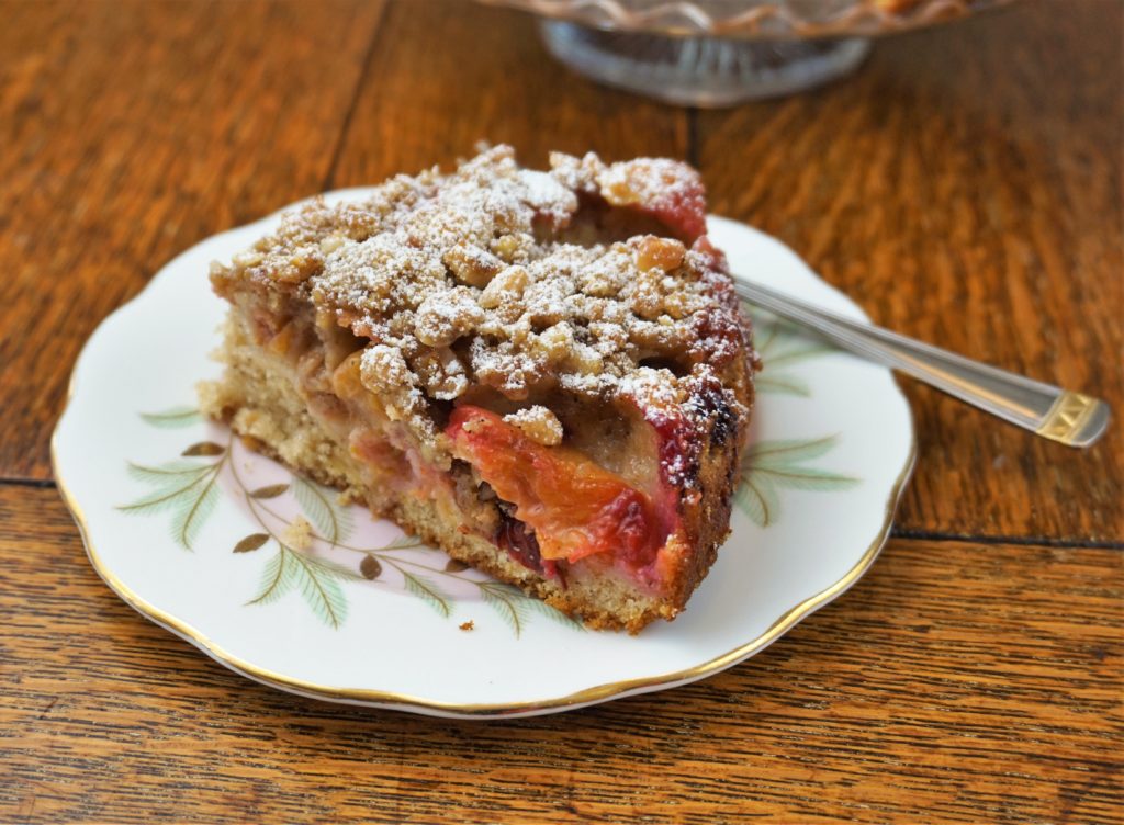 cinnamon plum cake