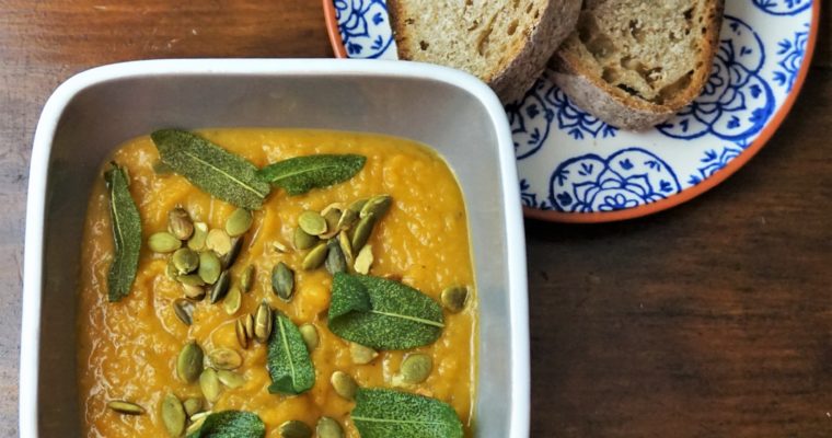 Spiced Roasted Butternut Squash & Garlic Soup