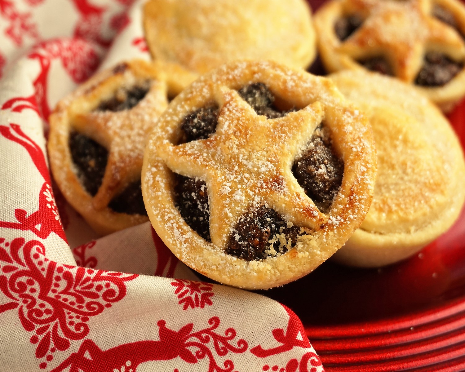 mince pies made with buttery & sweet shortcrust pastry