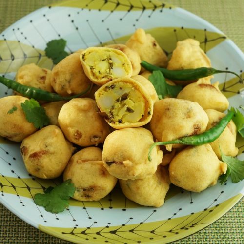 Aloo Bonda: Indian Potato Balls | Recipes | Moorlands Eater