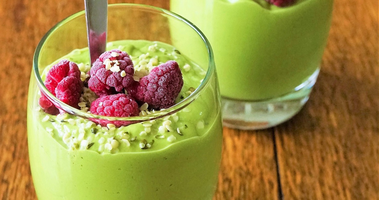 Spinach & Avocado Smoothie | Recipes | Moorlands Eater