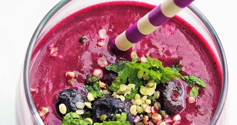 Beetroot, Blueberry & Mint Smoothie