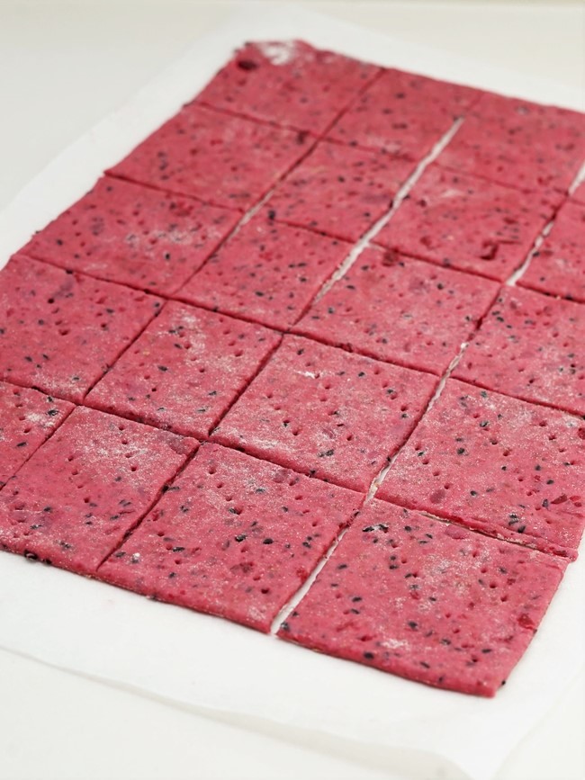 beetroot crackers ready to bake
