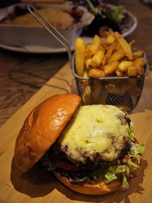 The Butcher's Arms burger