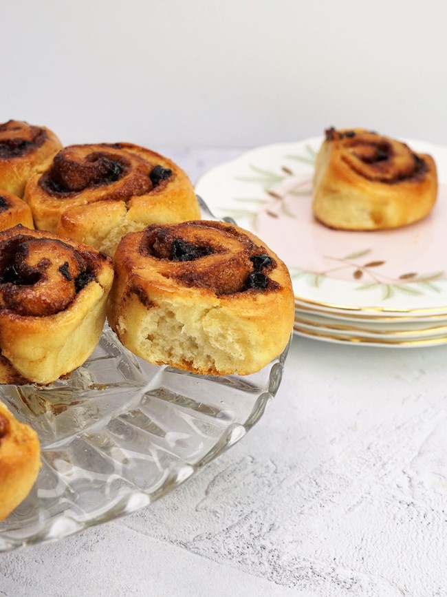 Fruit and Spice Bun Ring