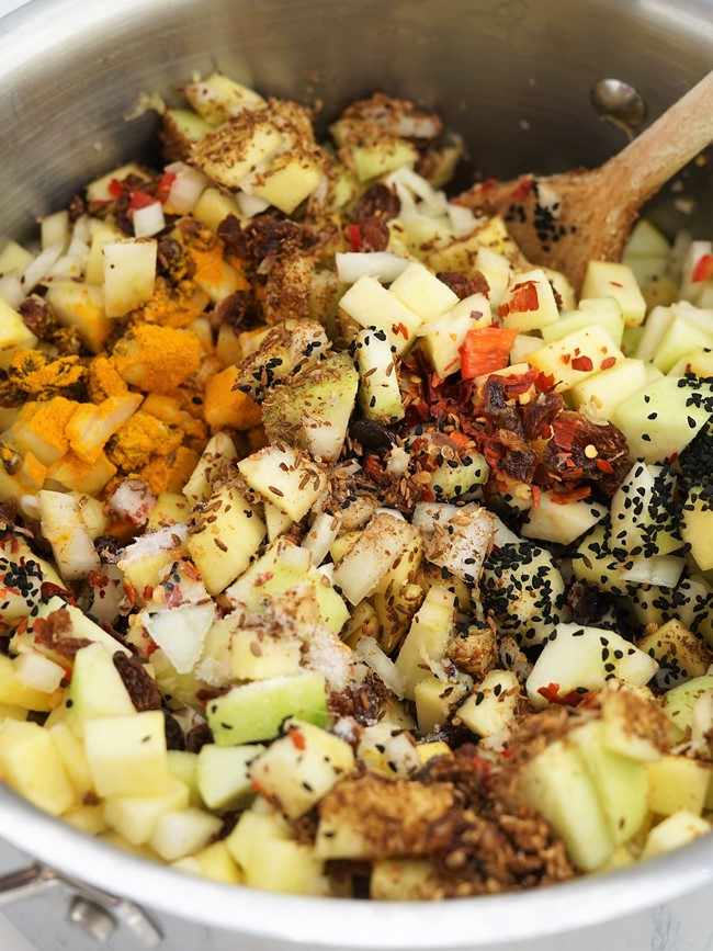 making Hot & Spicy Courgette Chutney