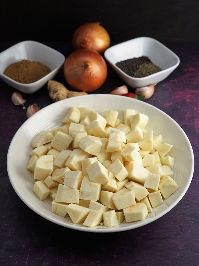 ingredients for Spicy Roasted Parsnip Soup
