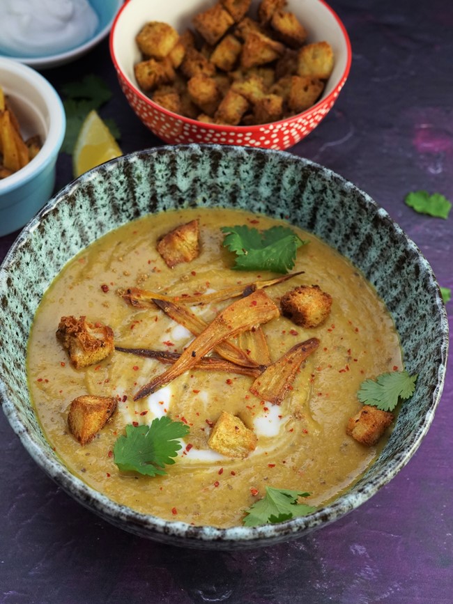 Spicy Roasted Parsnip Soup