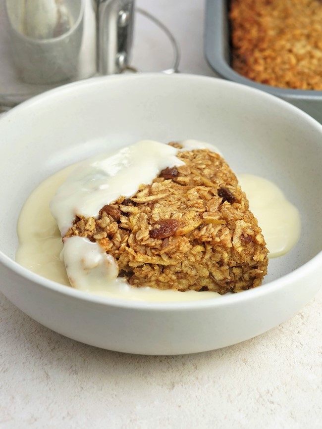 Baked Oat Pudding with Apple & Cinnamon