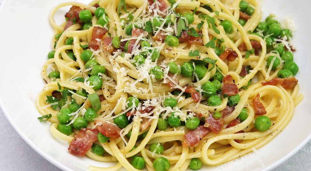 Pea & Pancetta Pasta | Moorlands Eater