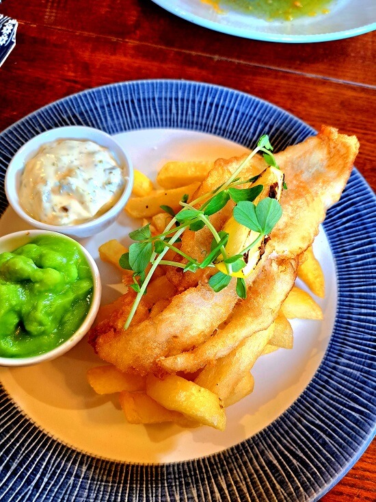 The Knot Inn haddock and chips