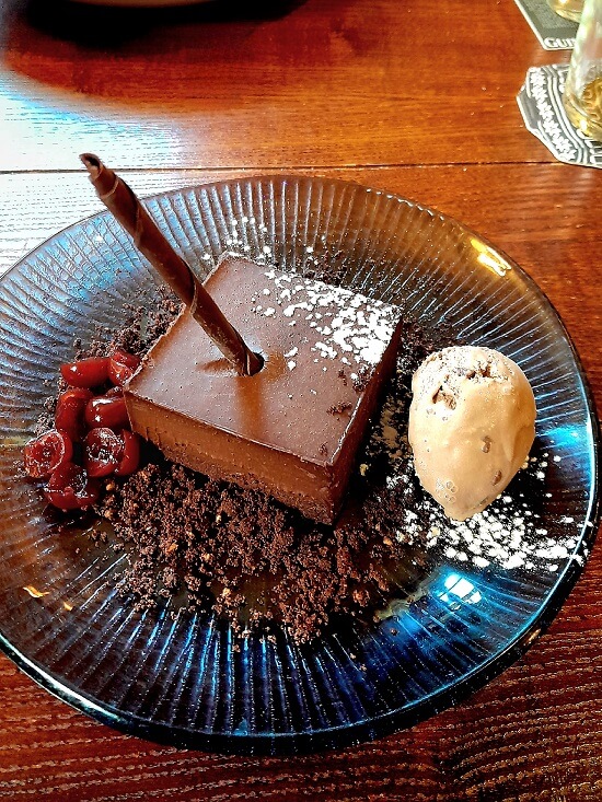 The Knot Inn chocolate dessert