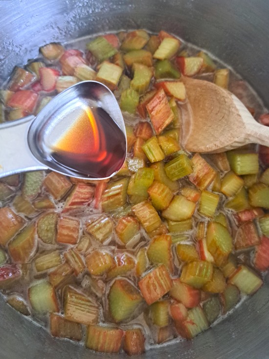 making Rhubarb & Vanilla Jam