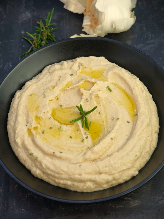 White Bean Puree With Rosemary Garlic Moorlands Eater Recipes White Bean Puree With Rosemary Garlic Moorlands Eater Recipes