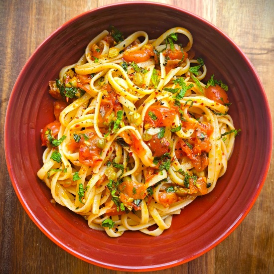 Pasta with Fresh Tomatoes & Mint