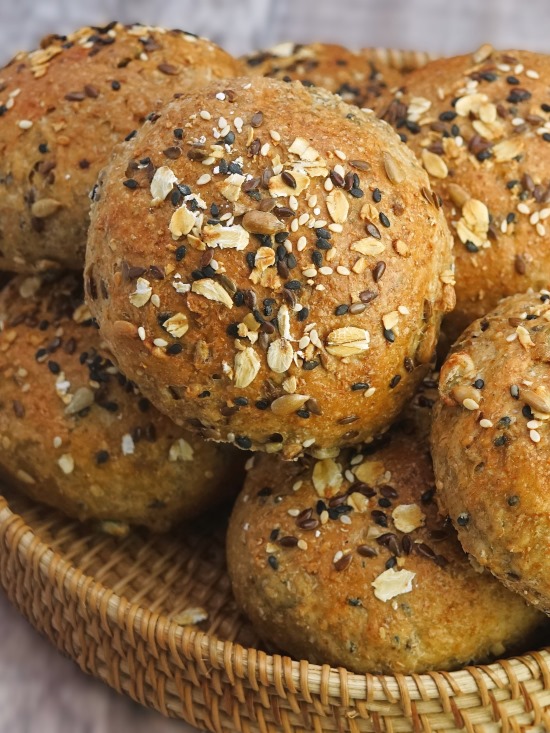 Multigrain Seeded Bread Rolls