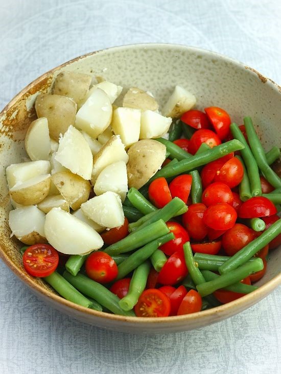 making Green Bean, Tomato and Potato Salad with Aioli