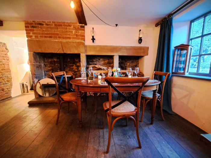 The Jervis Arms interior