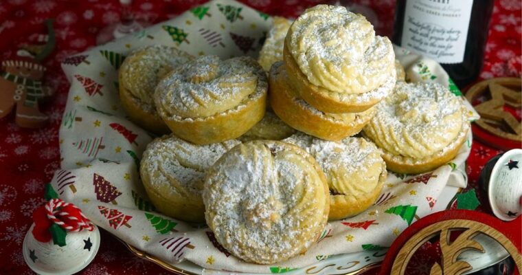 Viennese Whirl Mince Pies