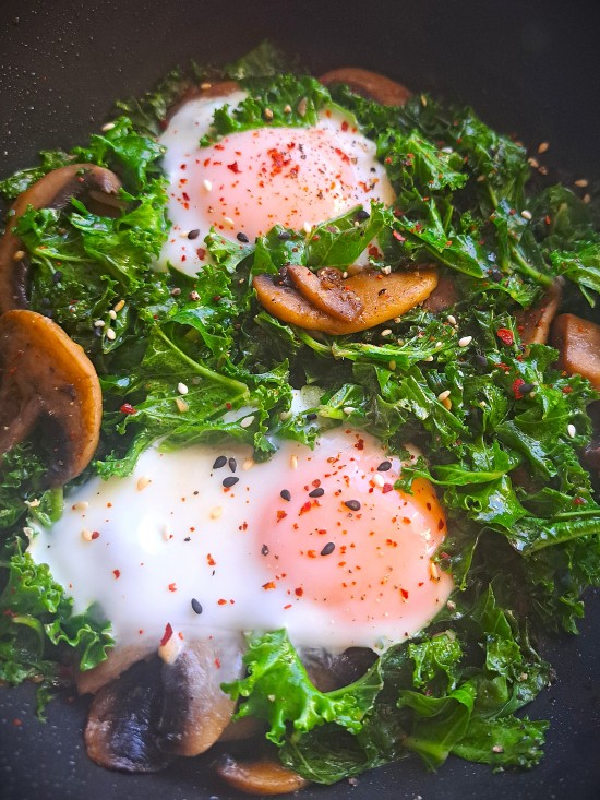 Baked Eggs with Mushrooms & Kale