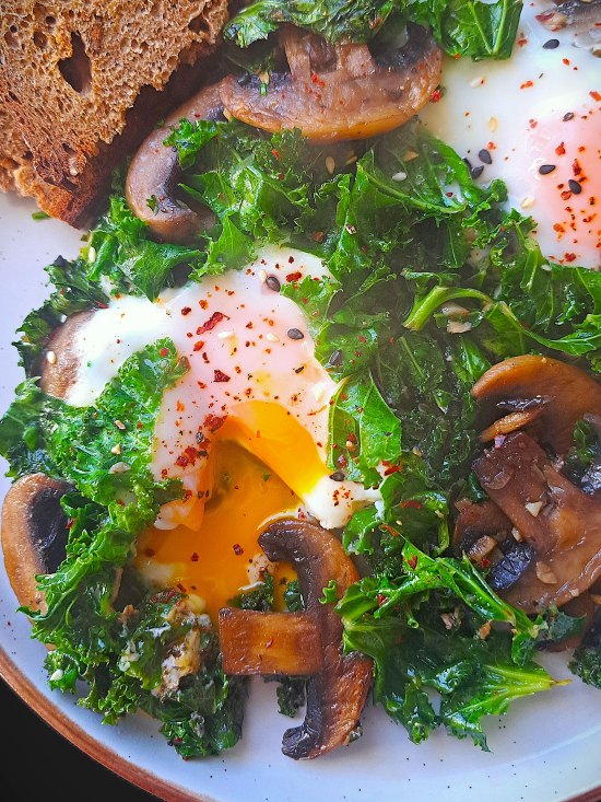 Baked Eggs with Mushrooms & Kale