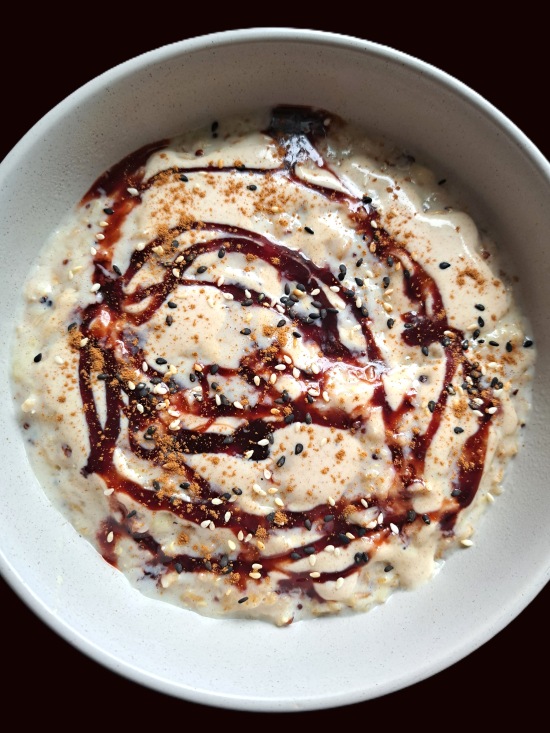 Banana porridge with tahini and date syrup