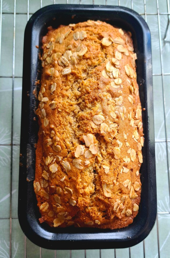 Apple & Oat Quick Bread