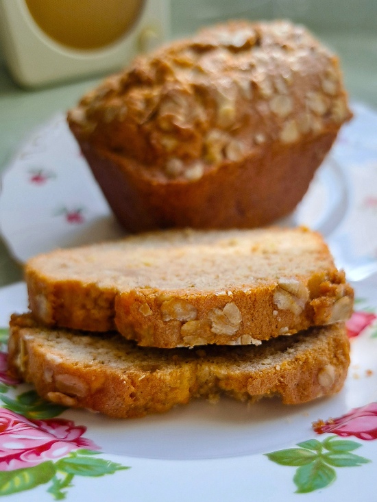 Apple & Oat Quick Bread