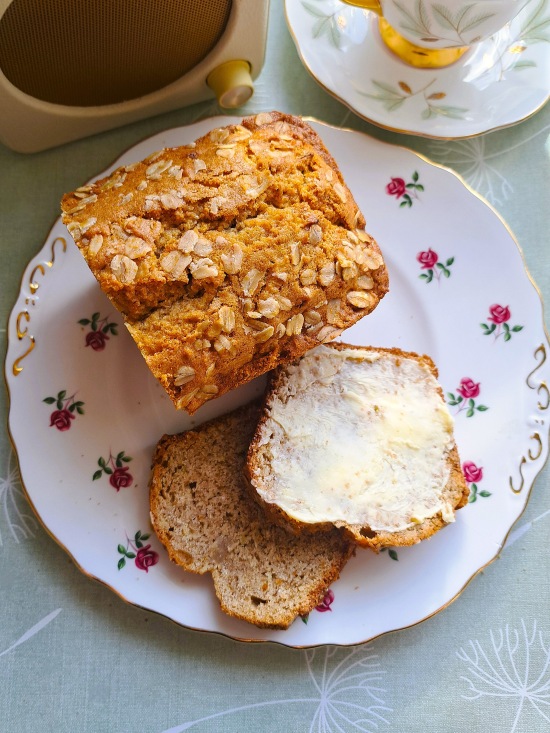 Apple & Oat Quick Bread