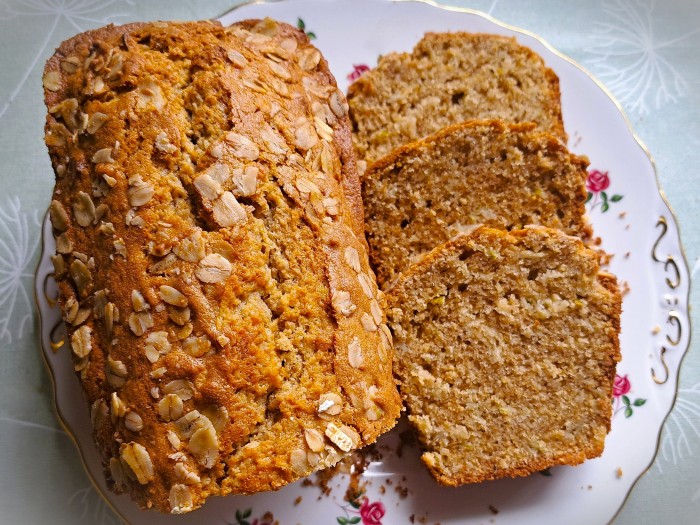 Apple & Oat Quick Bread