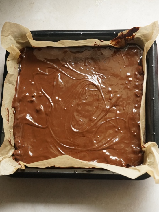 making Chocolate Tiffin
