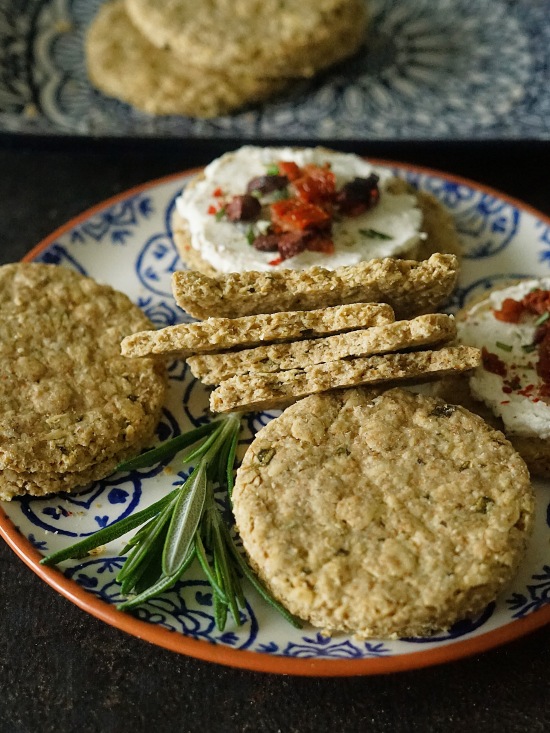 Rosemary Scottish Oatcakes