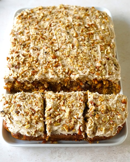 Carrot Cake Traybake