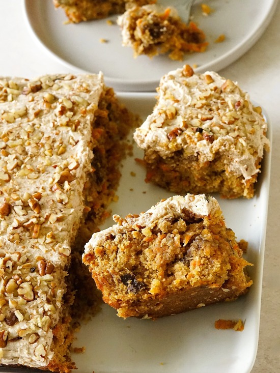 Carrot Cake Traybake