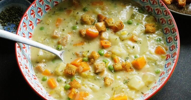 Cream of Vegetable Soup with Croutons