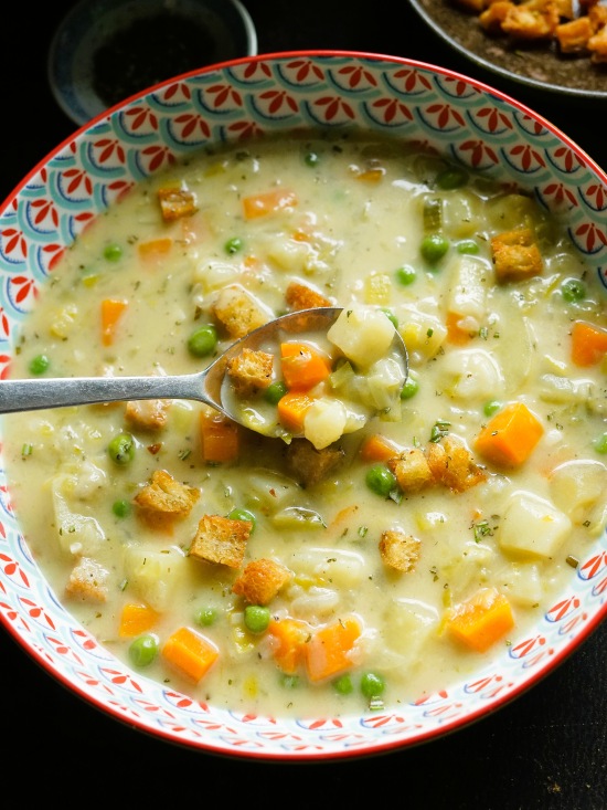 Cream of Vegetable Soup with Croutons