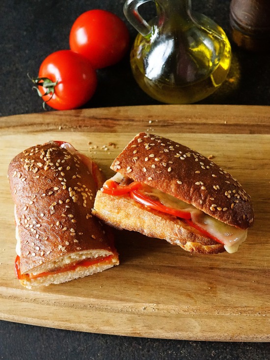 Pane Cunzato (Sicilian 'seasoned bread')