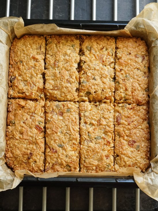 cutting Apricot, Nut & Seed Oat Slice