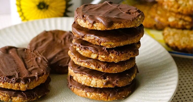 Homemade Chocolate Hobnobs