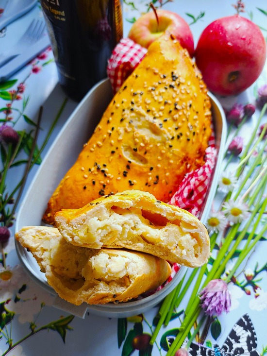 Potato, Cheese & Onion Pasties Potato, Cheese & Onion Pasties