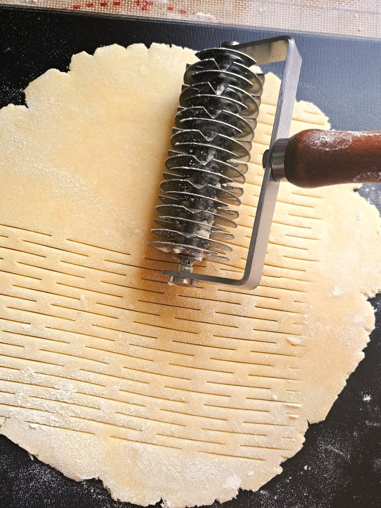 using a lattice pastry cutter