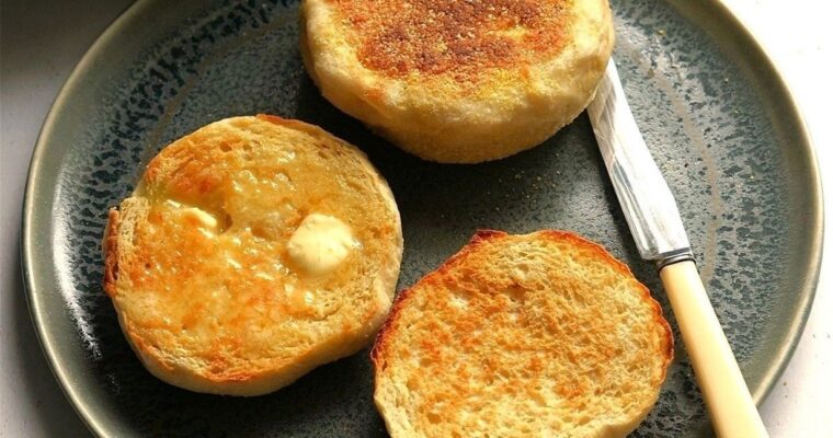 English Muffins (bread muffins)