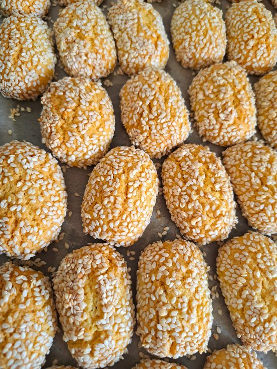 baking Sicilian Sesame Biscuits