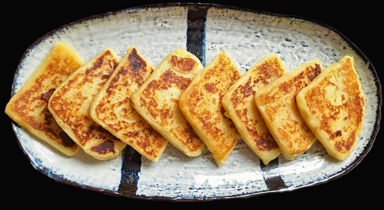 Potato Farls, Irish potato cakes, potato bread, potato scones, tattie scones